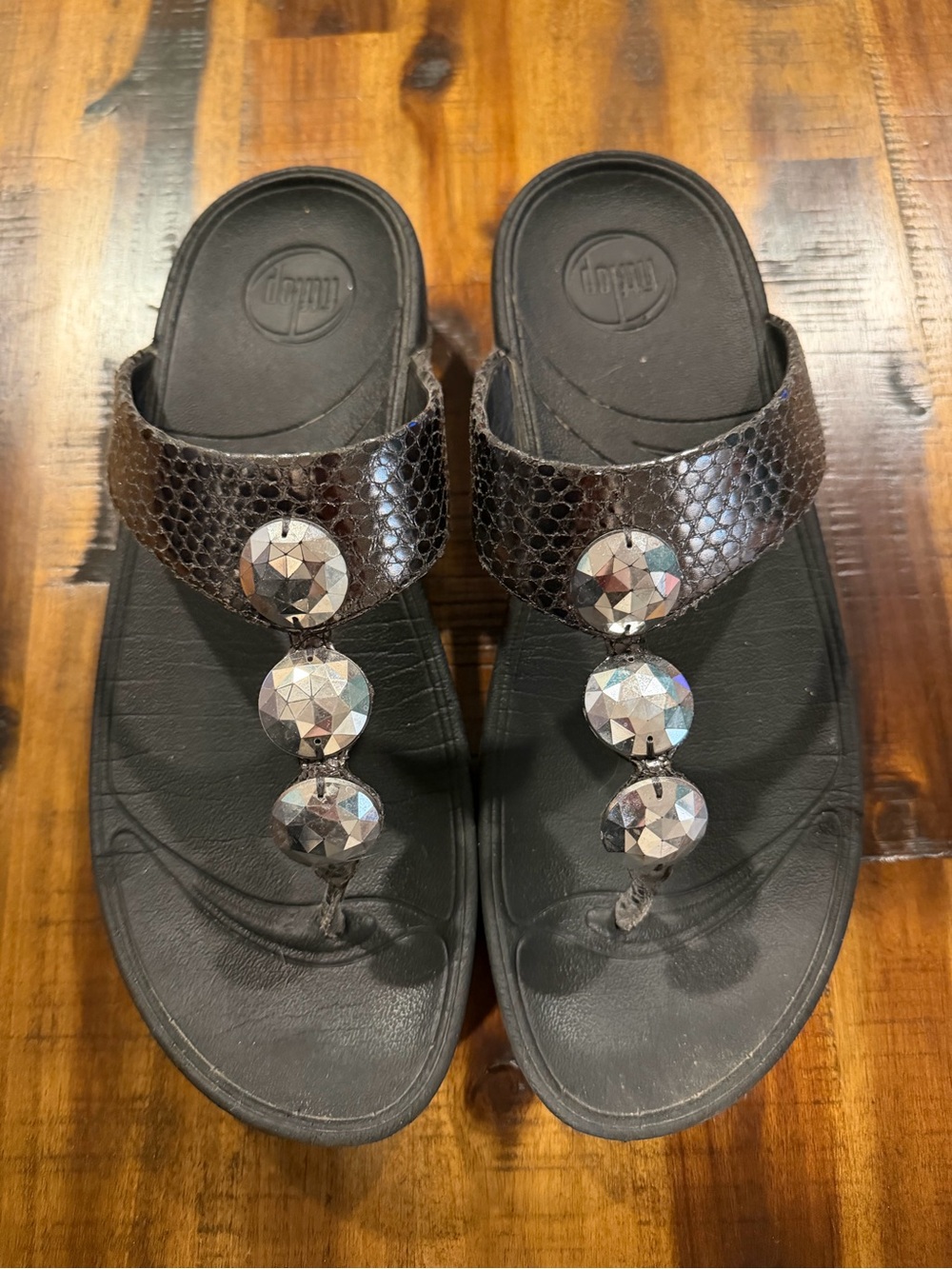 Fitflop Women's Black Jeweled Thong Sandals
